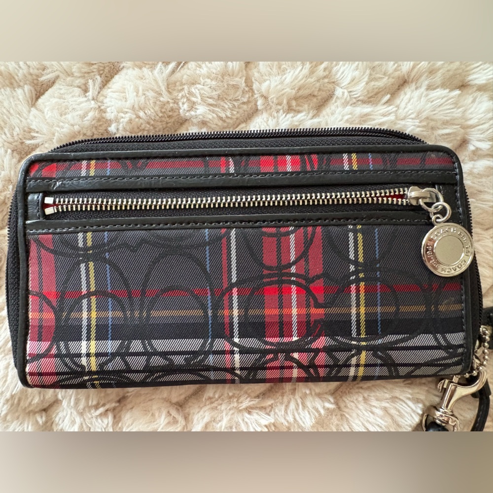 Coach Poppy Signature C Black Multi Tartan Accordion Zip Around Large Wristlet - Picture 3 of 11